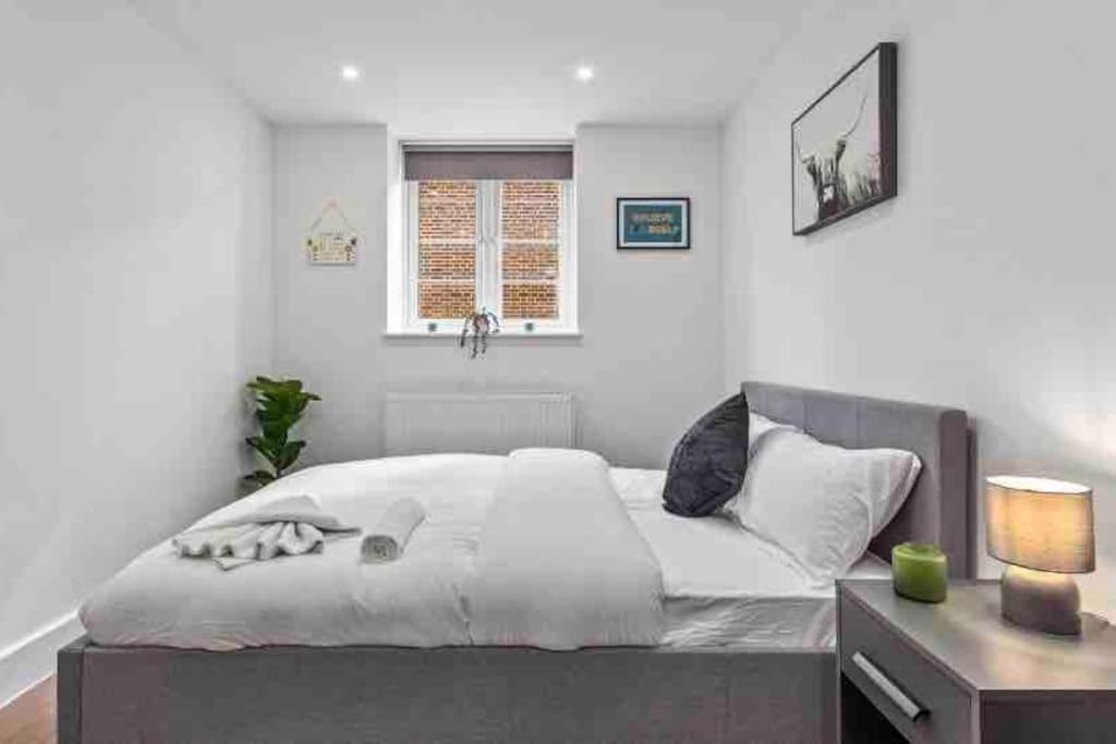 Cozy Flat Near London Eye/ Victoria / Vauxhall Apartment Екстериор снимка